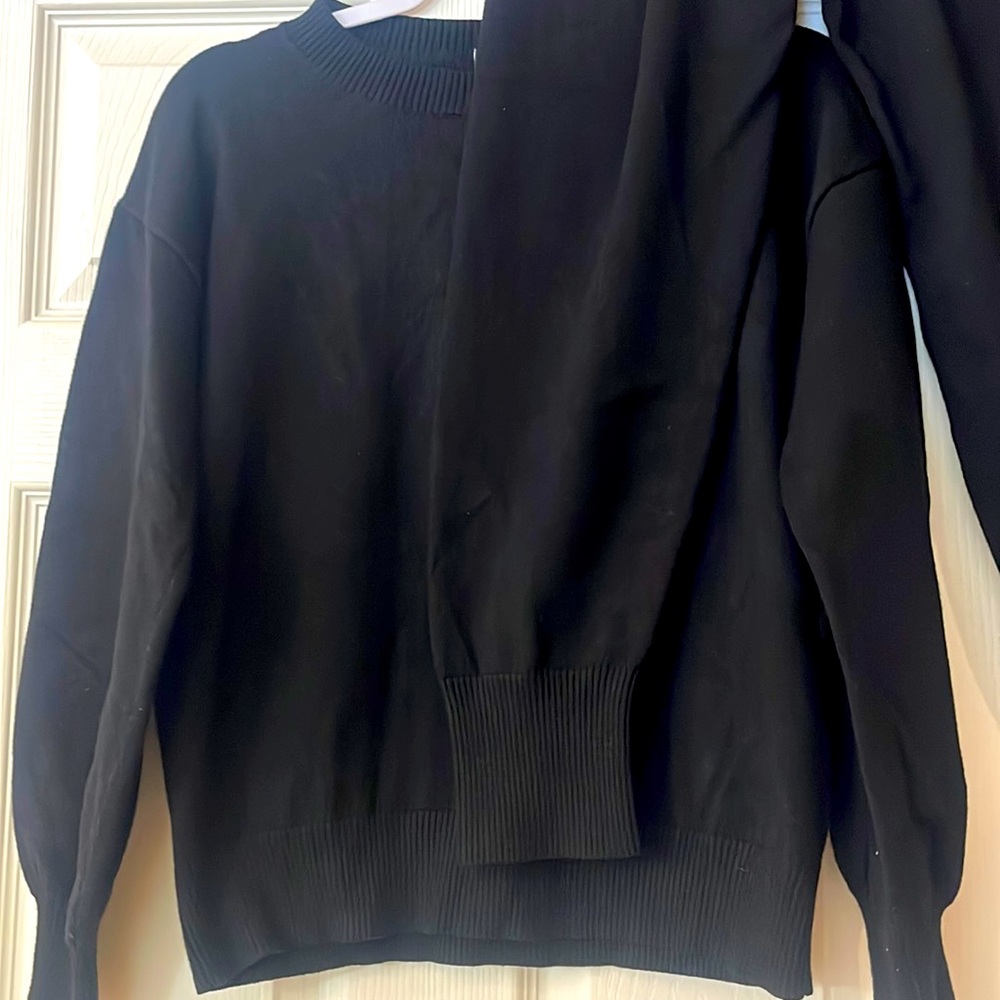 Women's size small sweater sweatsuit
